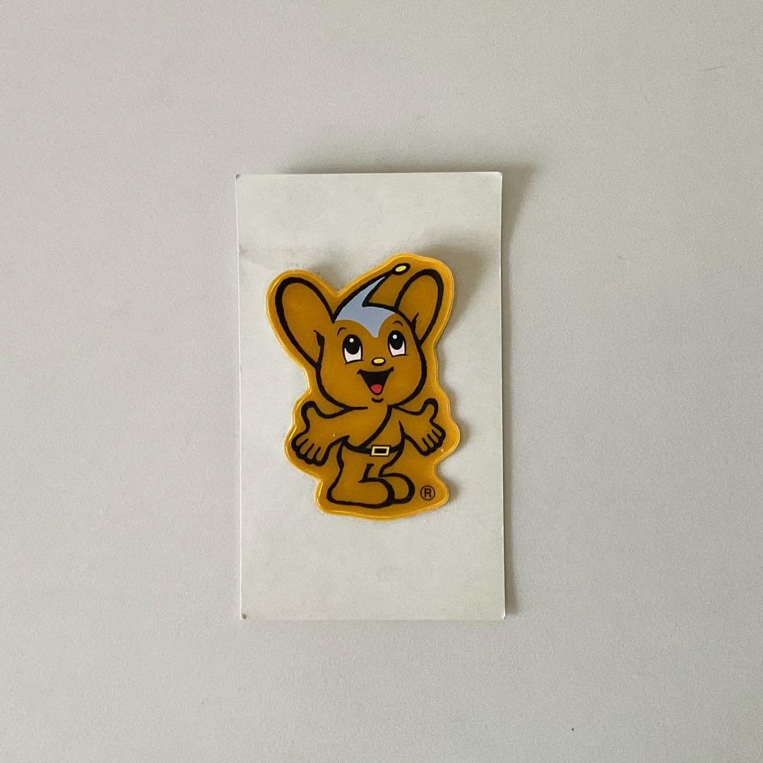 ワッペン型ピーポくん